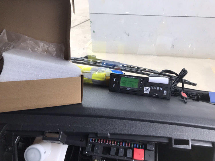 北斗行车记录仪不定位的原因,北斗记录仪天线故障影响车速吗