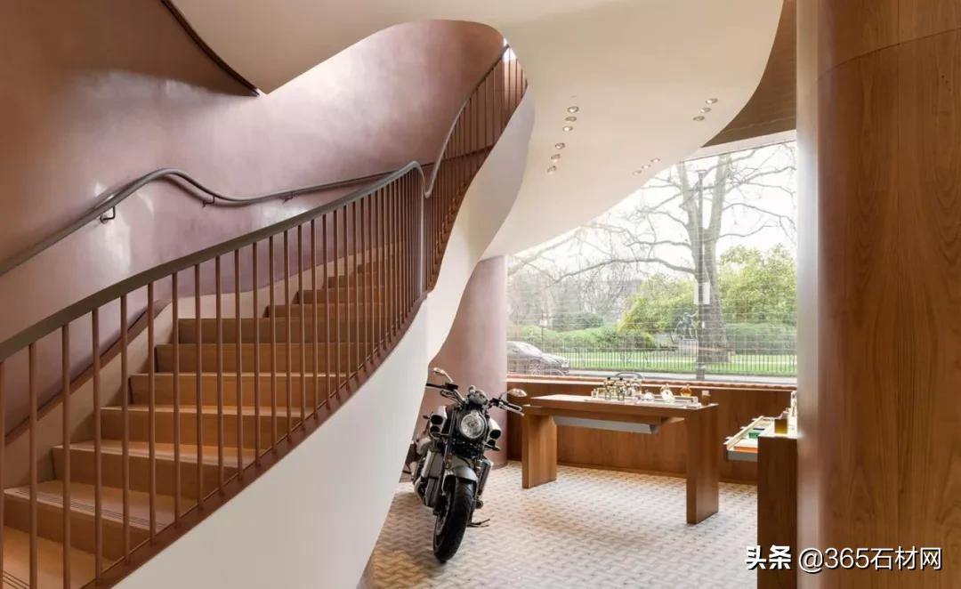 全球18家奢侈品店的大理石楼梯踏步欣赏，美哭了