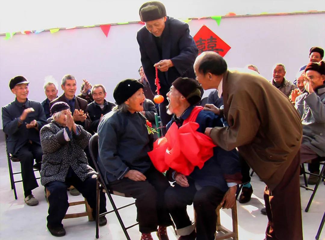 走向我们的小康生活9张海报,幸福新时代主题摄影作品