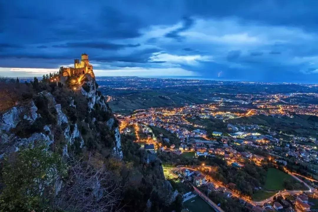 美国洛杉矶富人区房产,美国洛杉矶买房买哪里