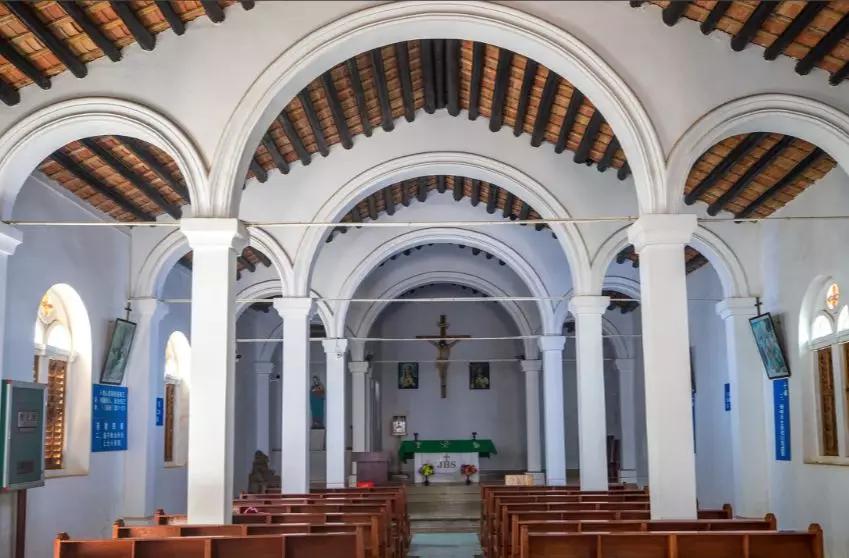 北海涠洲岛火山国家地质公园观赏,游览北海涠洲岛火山口地质公园