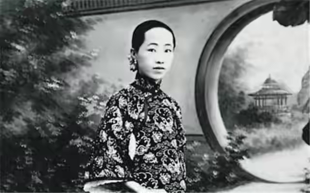 梅兰芳一生中的妻子和恋人，这尘世间的爱恋，比戏中还要苦三分