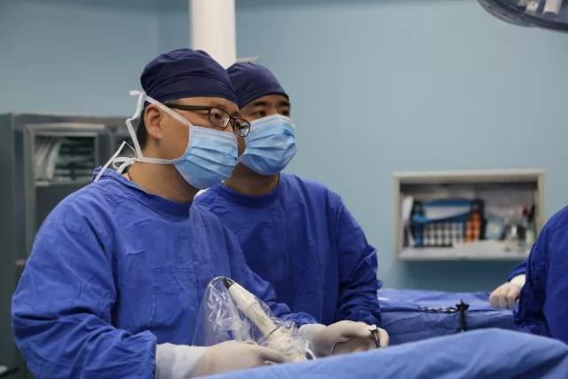 超声引导下痔动脉结扎术,镜下微创治痔