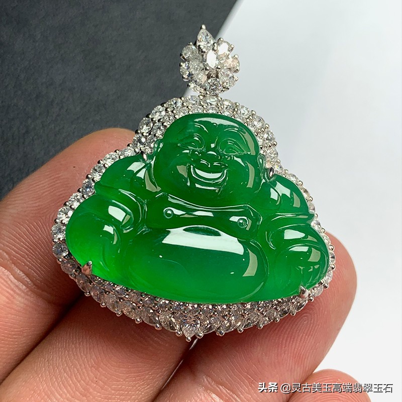 翡翠手电筒鉴定技巧,翡翠鉴定证书查询网