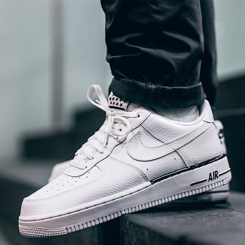 匡威100块钱,200元的匡威经典款