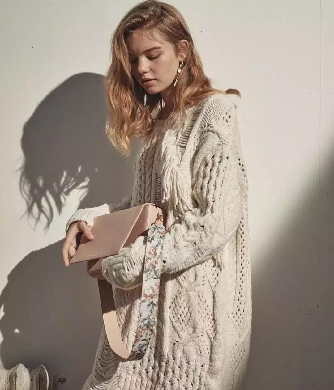 欧韩爆款包包,韩系轻奢小众高级感包包