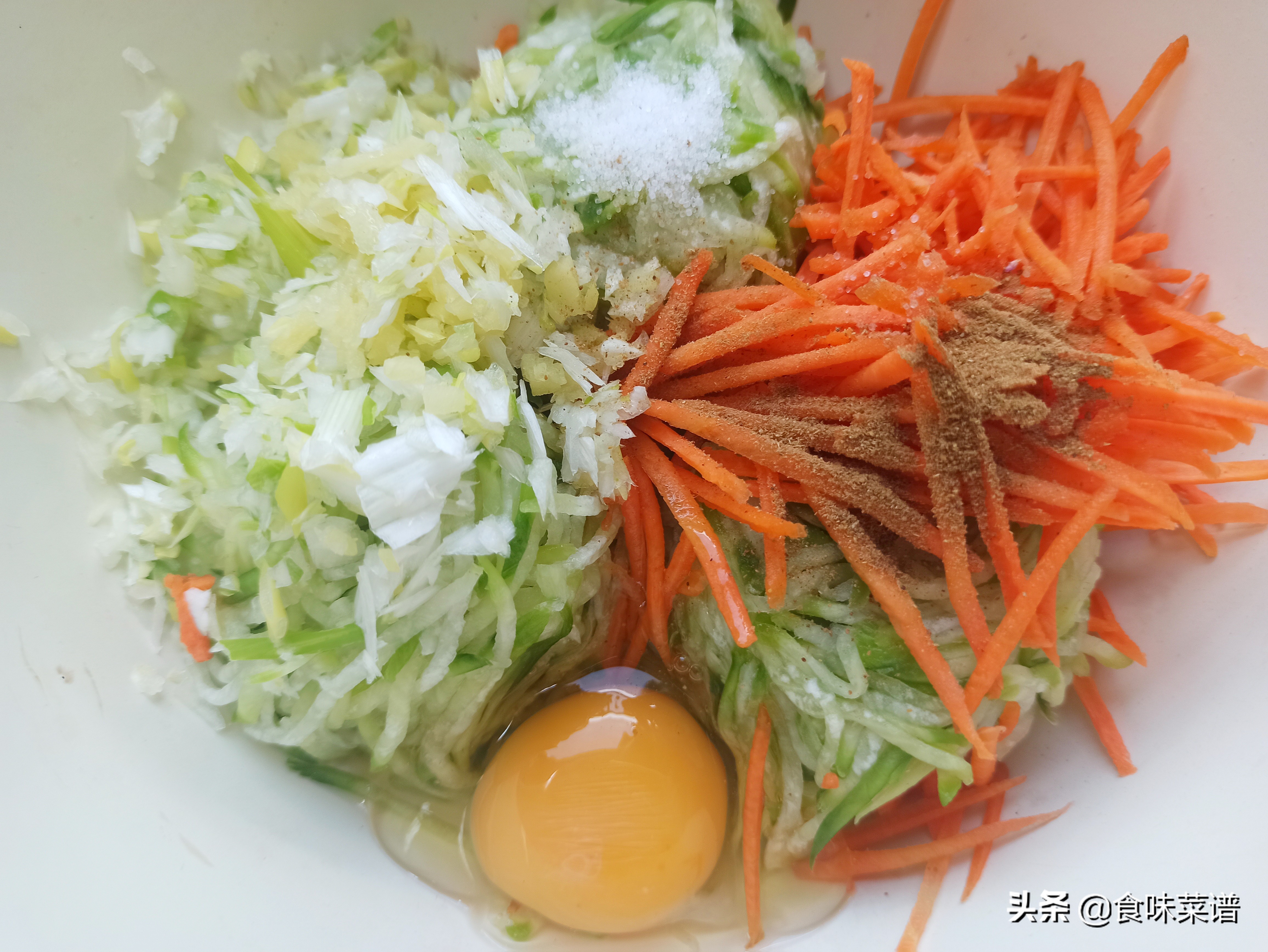 过年吃的糯米丸子怎么做好吃,团圆丸子怎么吃