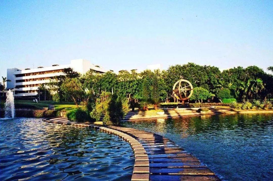 深职院在全世界排多少名,深职院全国最强大专