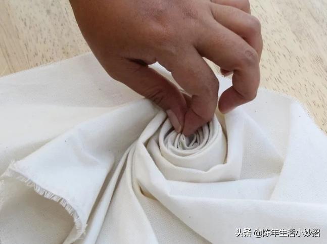 衣服扎染教程新手入门,扎染有图案的衣服