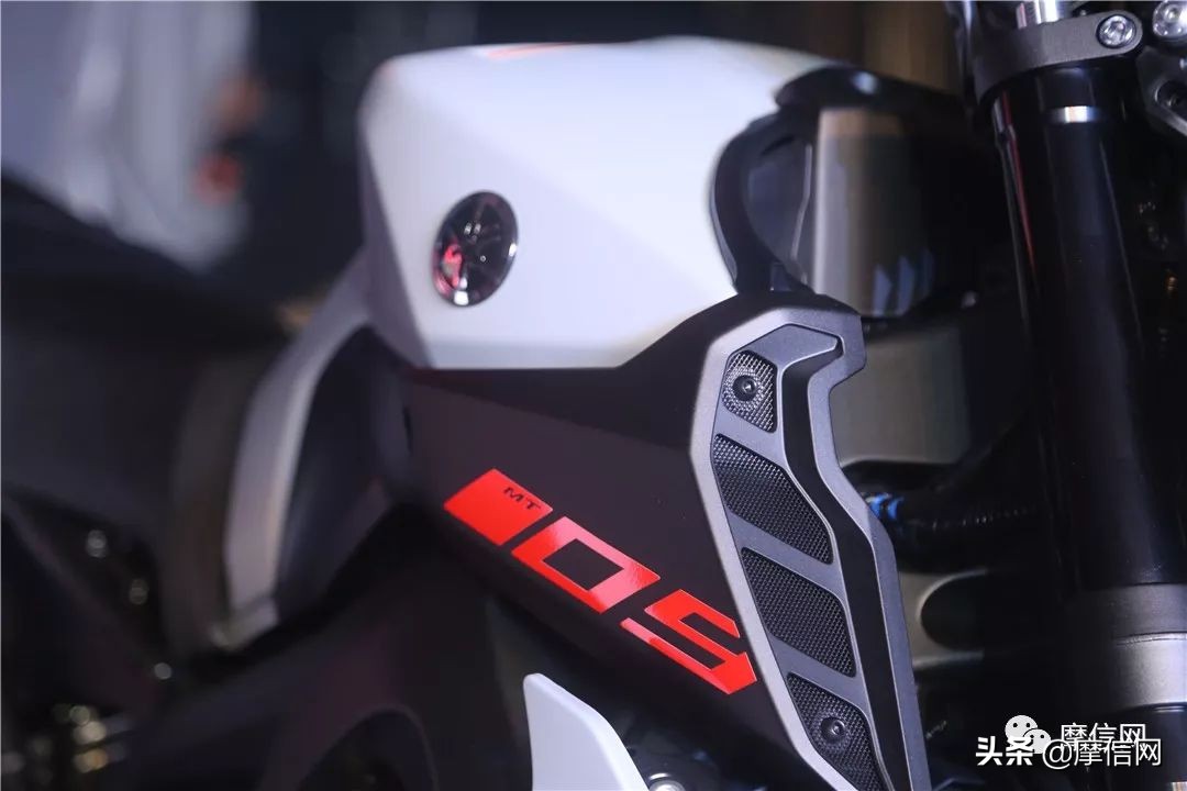 雅马哈tmax530顶配价格,雅马哈tmax530和xmax300对比