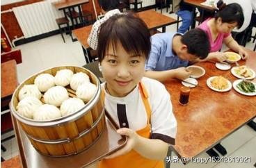 一张饼一年能卖250万，一个馒头卖6元的高价，传奇还是故事？