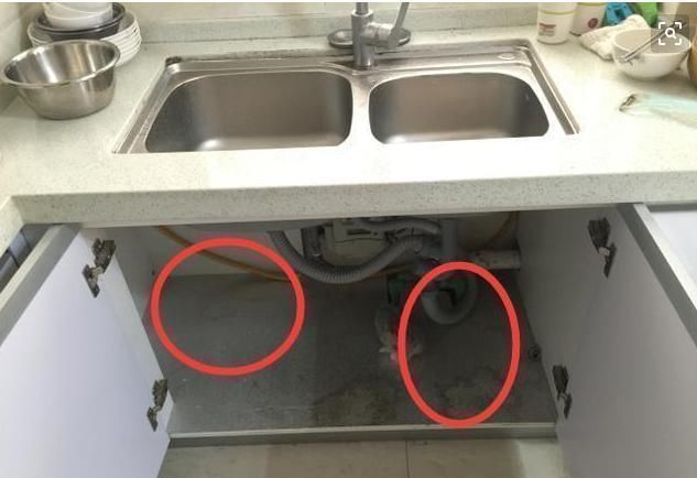 厨房水槽下方收纳,厨房水槽的小孔别浪费了