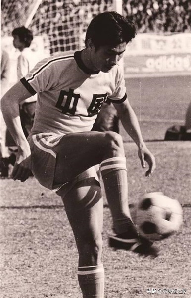 历史上被称为球王的人,被球迷们称为球王的是哪位球星
