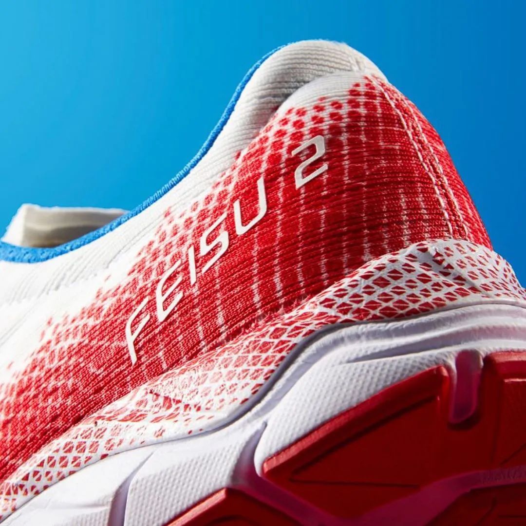 穿什么鞋跑步不磨脚,稳定性好又轻的跑鞋