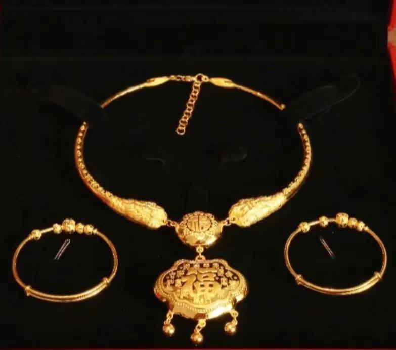 文玩人过节送什么礼物合适,给女生送什么文玩寓意好的