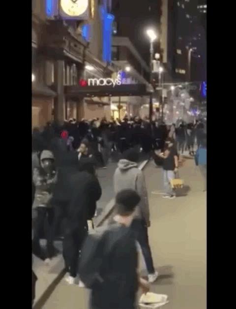 美国留学生打劫录像,留学生趁火打劫奢侈品