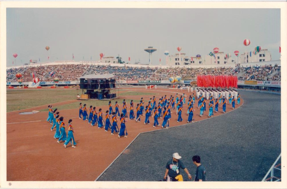 一座有光影又有历史的老厂――四川长征制药厂