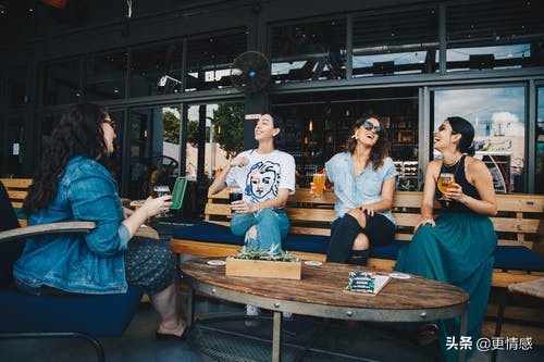 你弟弟结婚凭什么要借我的房子,你弟弟结婚该你老公付出吗