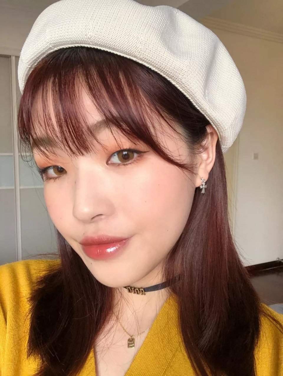 快买了这只口红来人间水蜜桃学院报道!