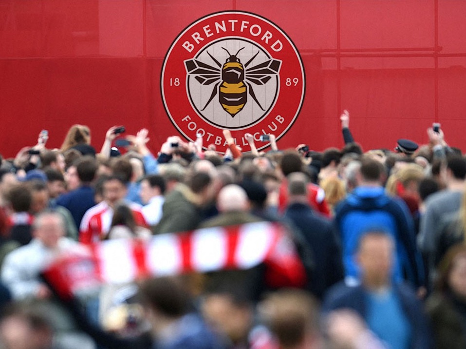 甯冧鸡鐗圭寰疯冻鐞冮槦鐞冭。,瓒崇悆fclogo璁捐