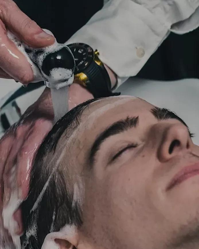 发际线高适合的发型m型,男士m型发际线适合发型