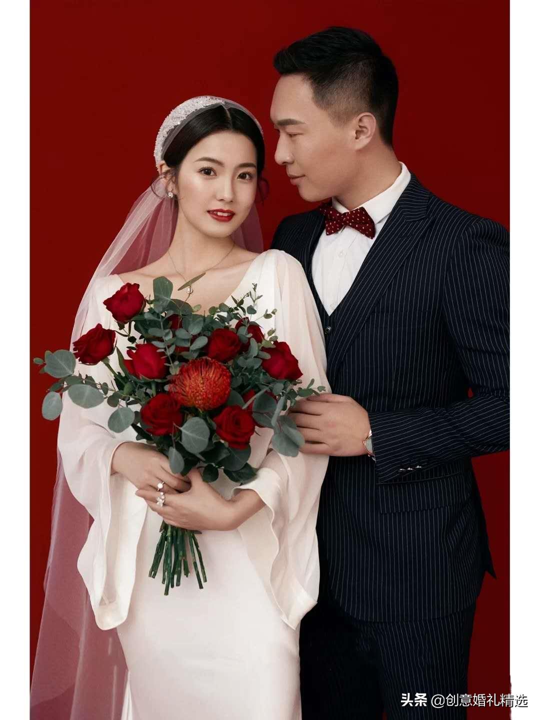 室内婚纱照的风格推荐自己在家拍,拍一套父母年代的婚纱照抖音