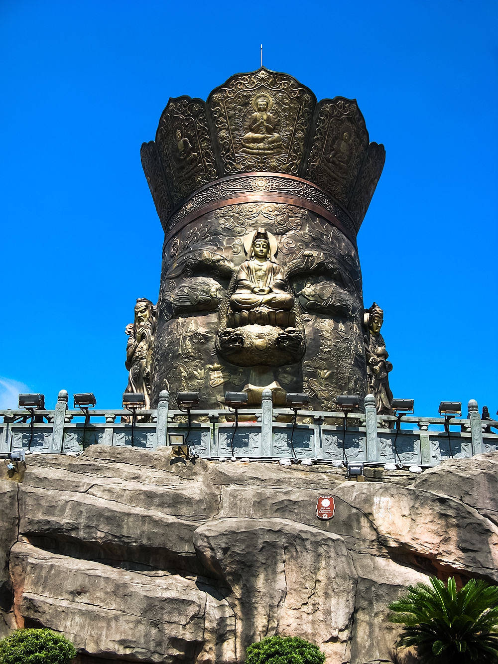 上海东林寺三个之最,上海金山寺中国十大名寺庙