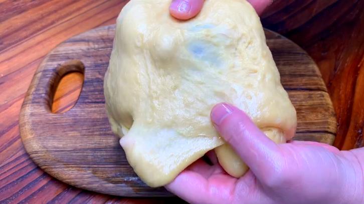 无烤箱无打蛋器无电饭煲自制蛋糕,简单的电饭锅做面包不用烤箱