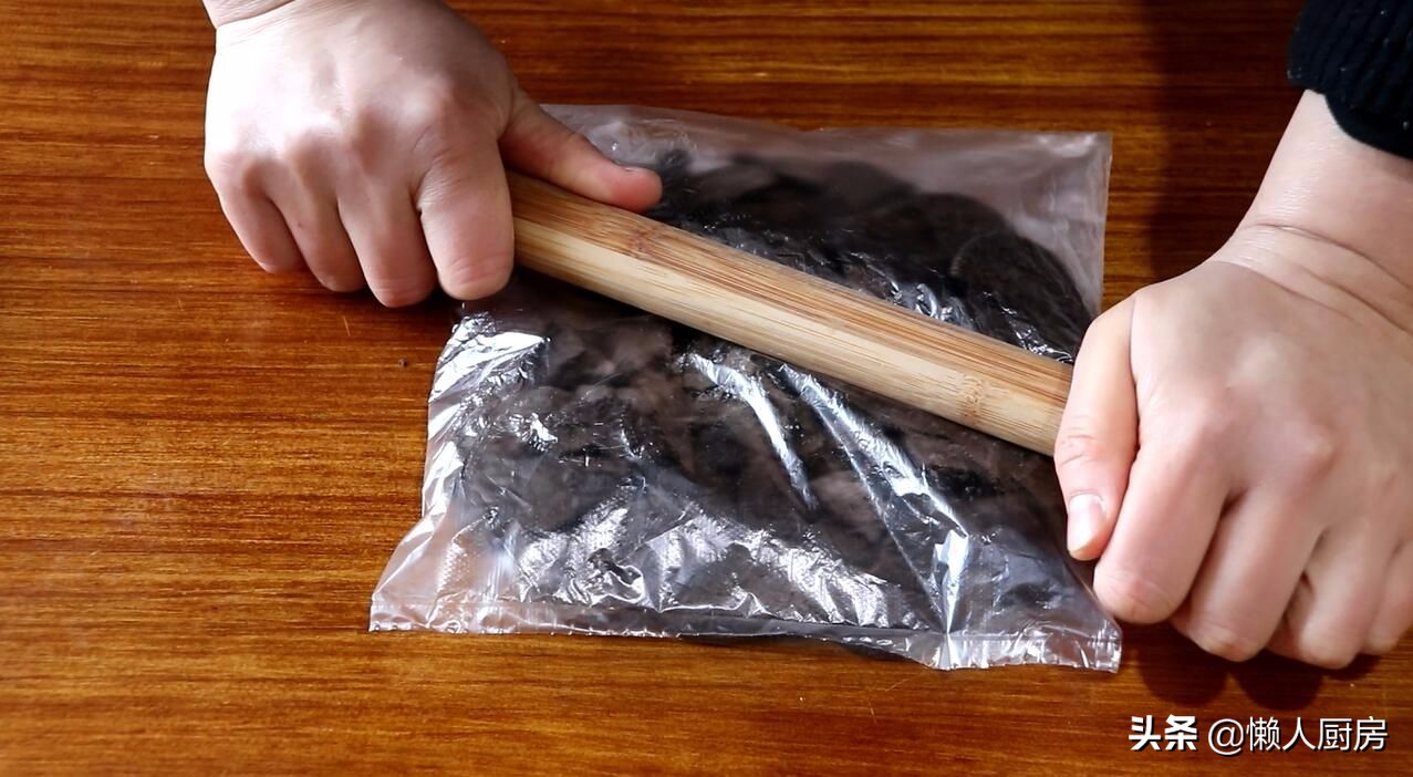 草莓慕斯蛋糕不用烤箱,不用打蛋器做慕斯蛋糕做法