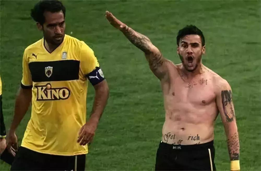 面对旧主进球疯狂庆祝,进球后疯狂庆祝