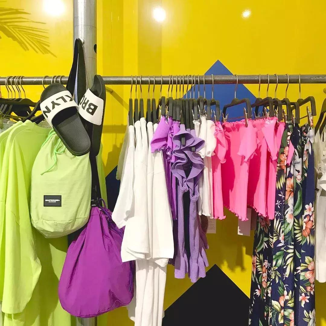 香港品牌女包8号店,香港高奢女装店