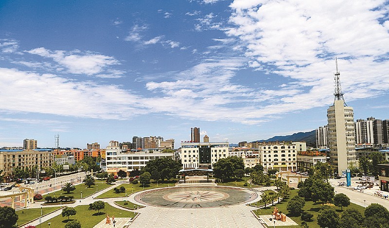 距离成都主城最近的郊区的距离,离成都只要30多分钟最宜居小城