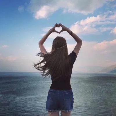 摩羯座和狮子座在一起会发生什么,摩羯座跟狮子座职场中斗谁厉害