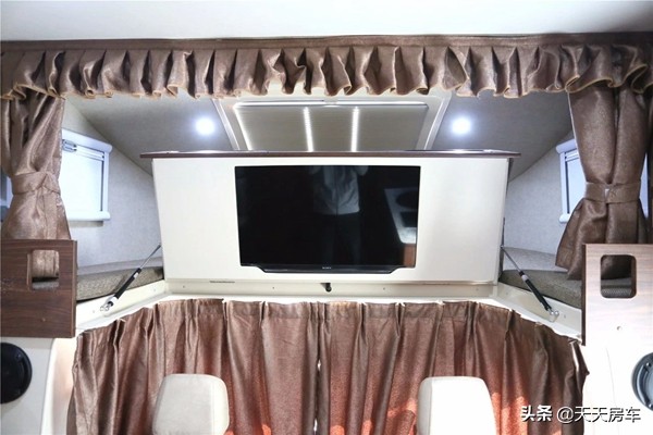 2018拓锐斯特房车经典款,拓锐斯特2022款房车c型菁英版