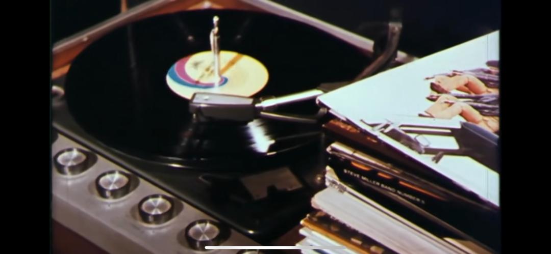 破产14年后，线上回归的TowerRecords有搞头吗？