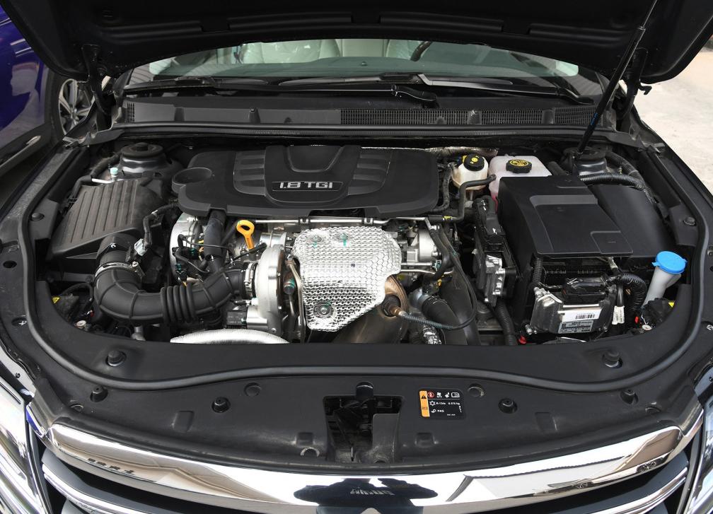 堪称最失败B级车，长近5米，丐版扭矩350N·m，却16万起没啥人买