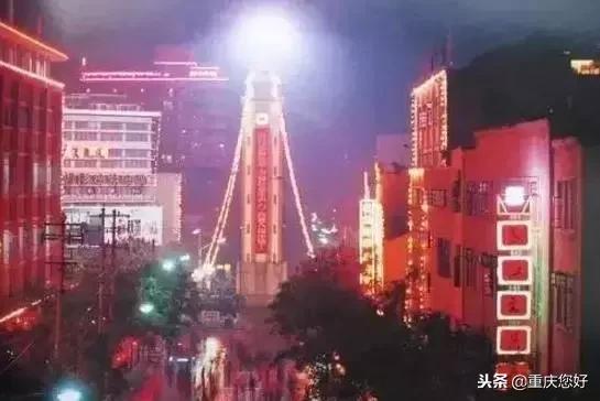 重庆解放碑塔钟视频,重庆解放碑的钟每天都会敲吗