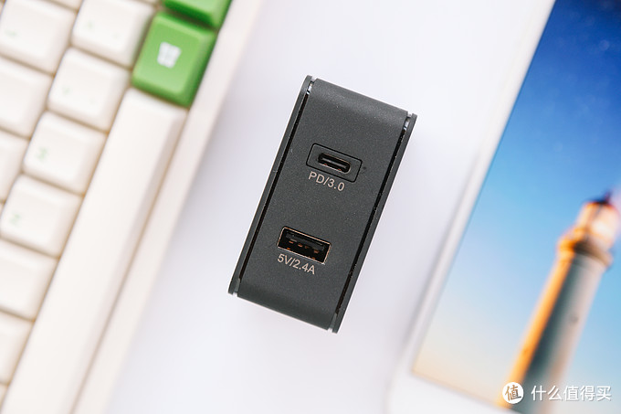 iphone无线充电适用哪些型号,iphone数据线和充电头推荐