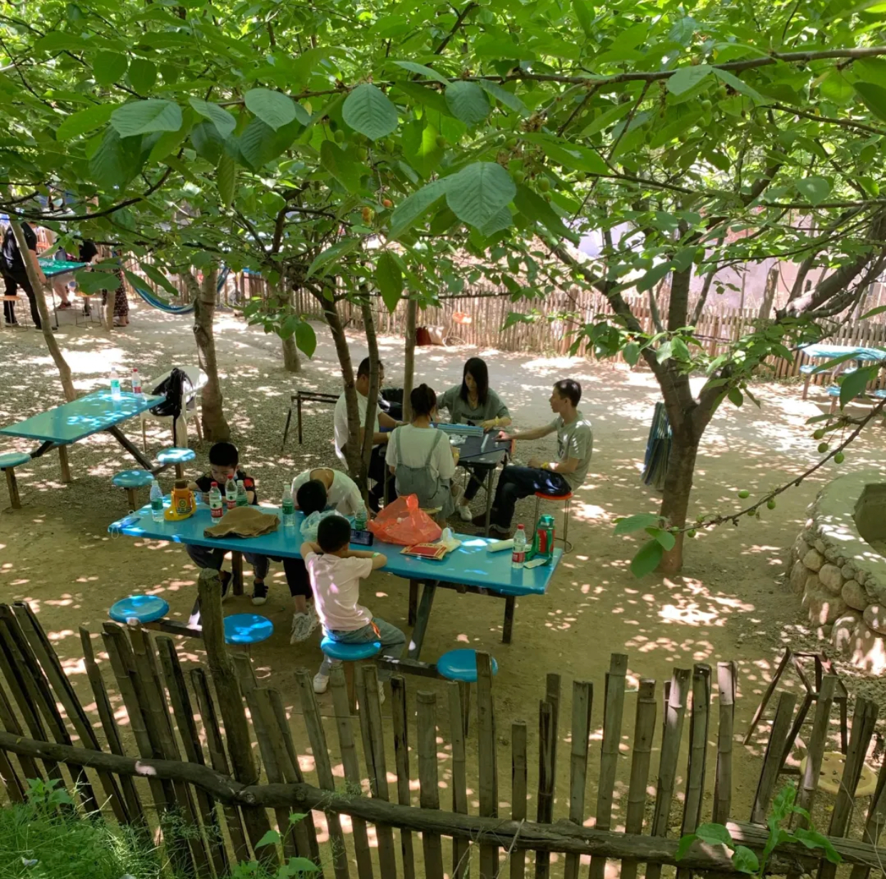 秦岭漂流附近可以烧烤的农家乐,秦岭烧烤农家乐推荐一下