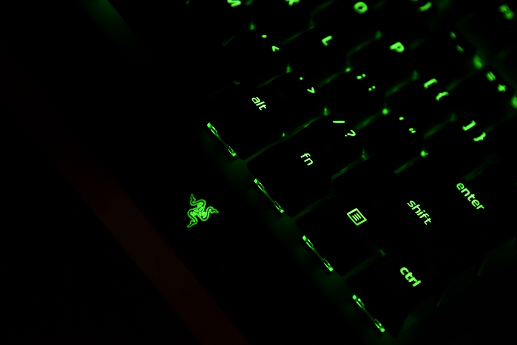 雷蛇黑寡妇v3黄轴键盘测评,雷蛇黑寡妇蜘蛛v3键盘测评