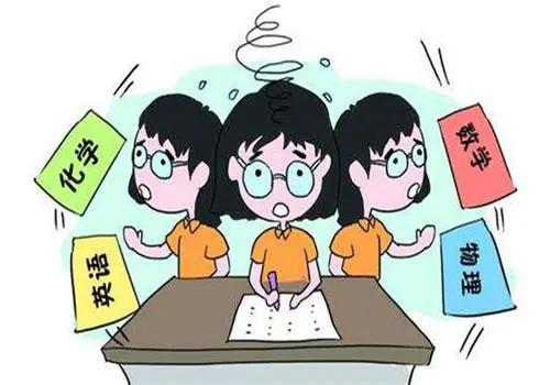 家长们注意了千万别让孩子晚睡,家长晚睡影响孩子智商