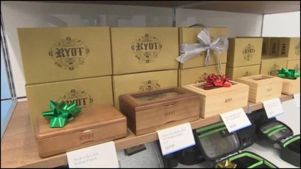 加拿大：*麻大**滞销，帮帮我们