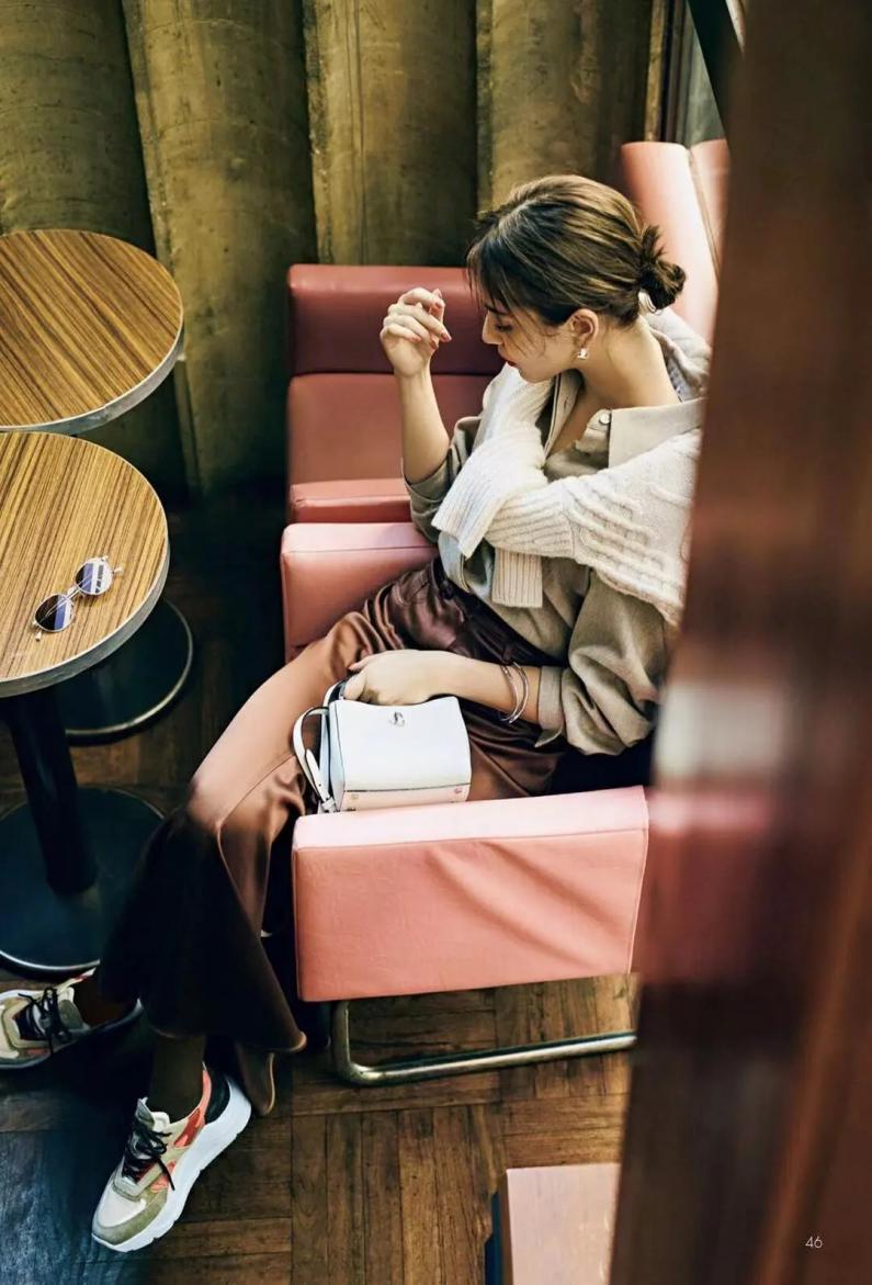 鞋子穿不对腿会不舒服,一年四季都可穿的鞋子穿搭