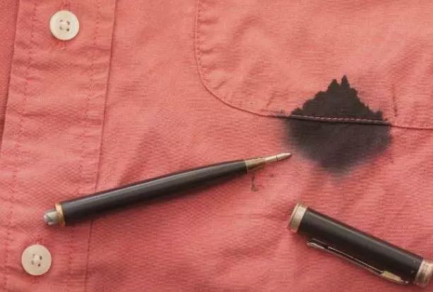 基础款衣服秒变时髦小窍门,学会这几招衣服每天都像新的一样