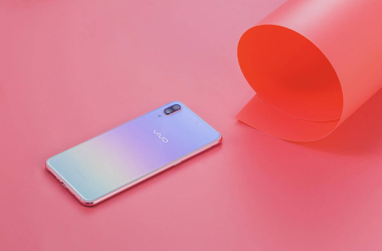 直男还等什么？她喜欢的礼物都在这！vivo联手众品牌打造专属礼包