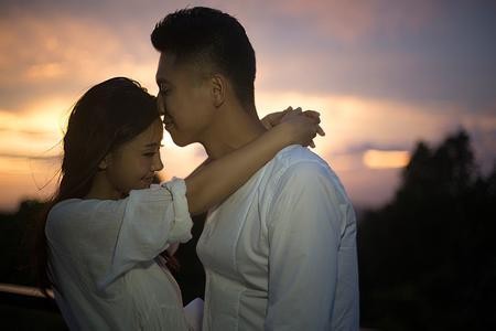 李小萌童年演的三个小孩抱错了,李小萌15岁出道