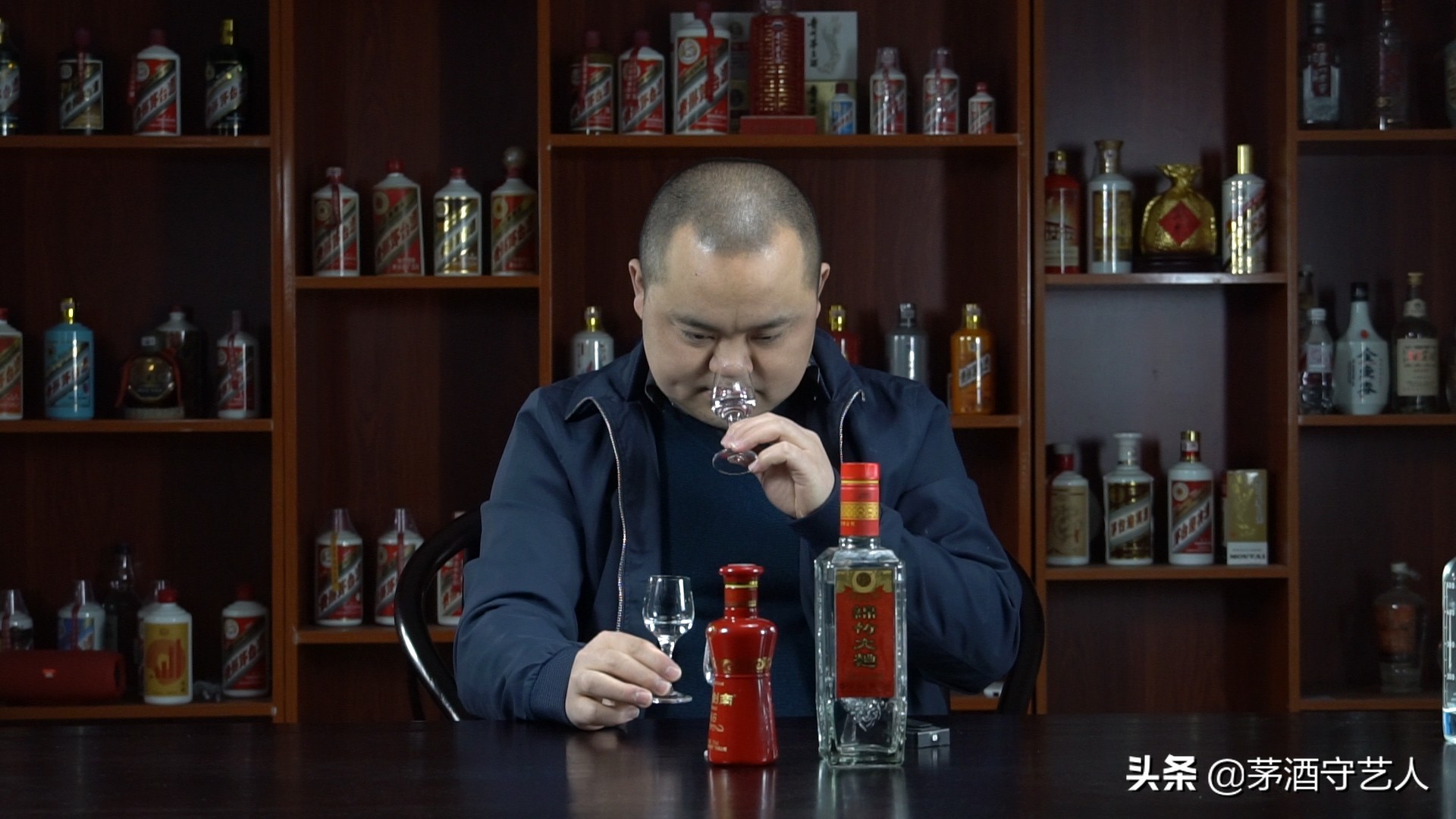 茅酒守艺人评荣和烧坊,绵竹金剑南k6价格