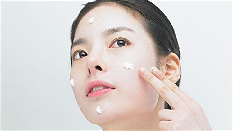 正确的晚间护肤七大步骤图,夜间护肤是肌肤护理的最佳时期
