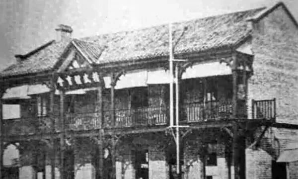 泪崩！1年1张，百年上海，老底子上海人都看哭了！