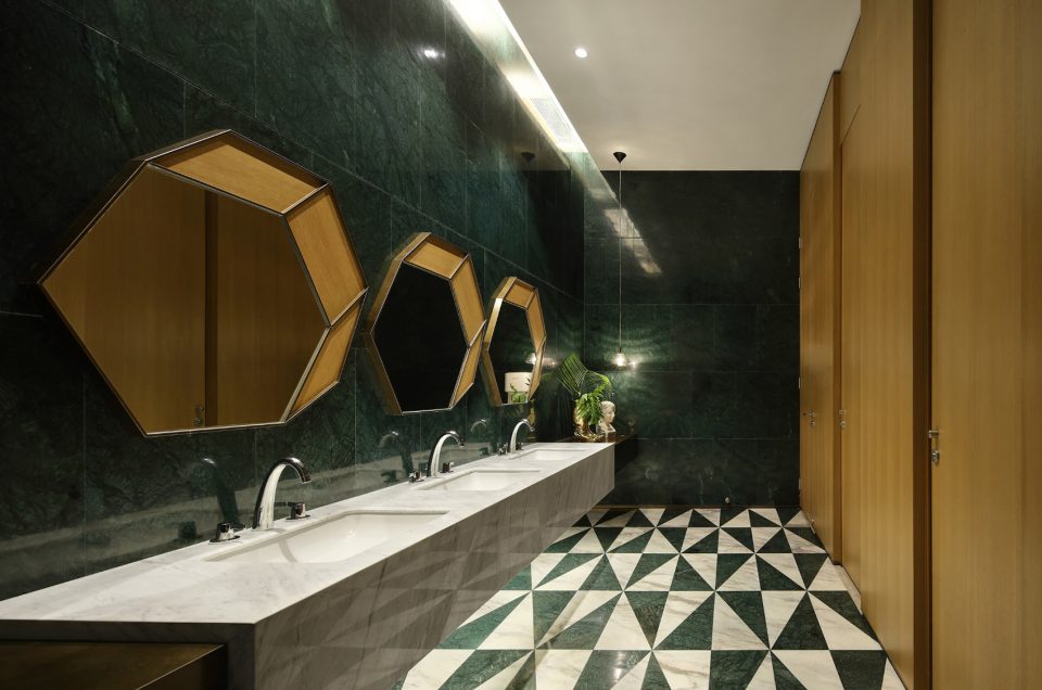 西式平面几何构造重塑当代梦境凉亭——长安鼎峰悦境营销中心